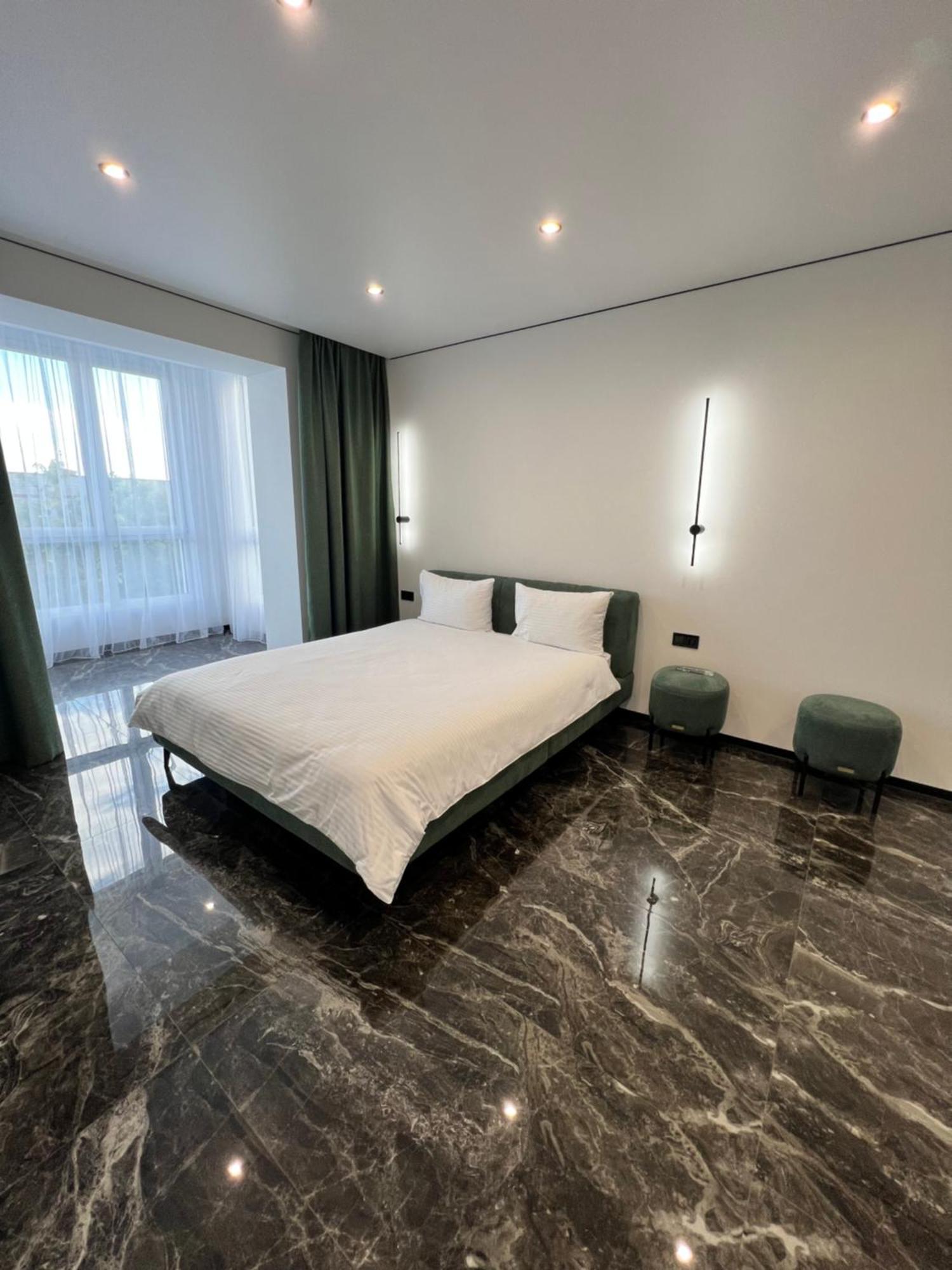 Люкс Апартаменти В Жкарена Та Жк Great House روفنو المظهر الخارجي الصورة