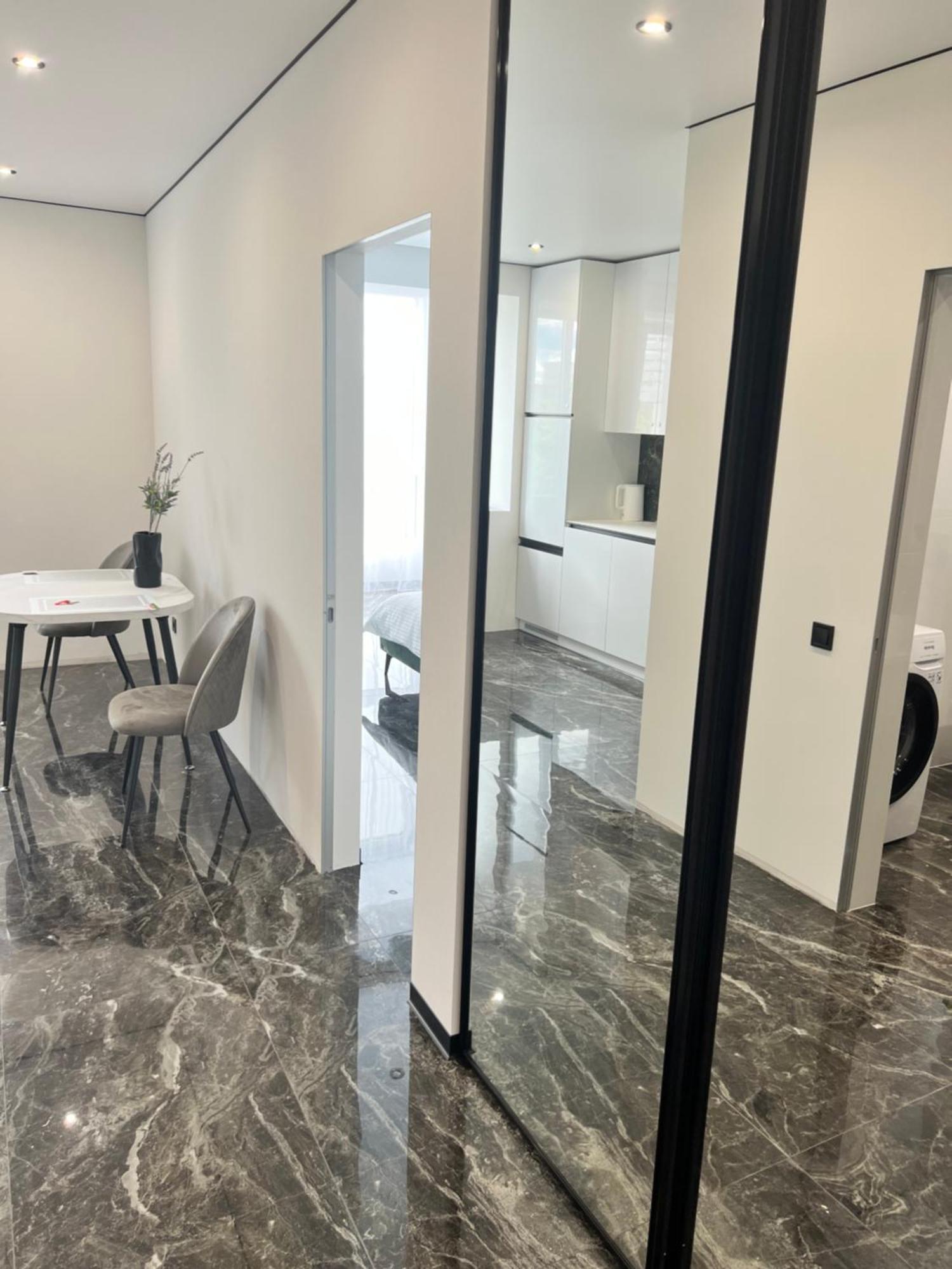 Люкс Апартаменти В Жкарена Та Жк Great House روفنو المظهر الخارجي الصورة