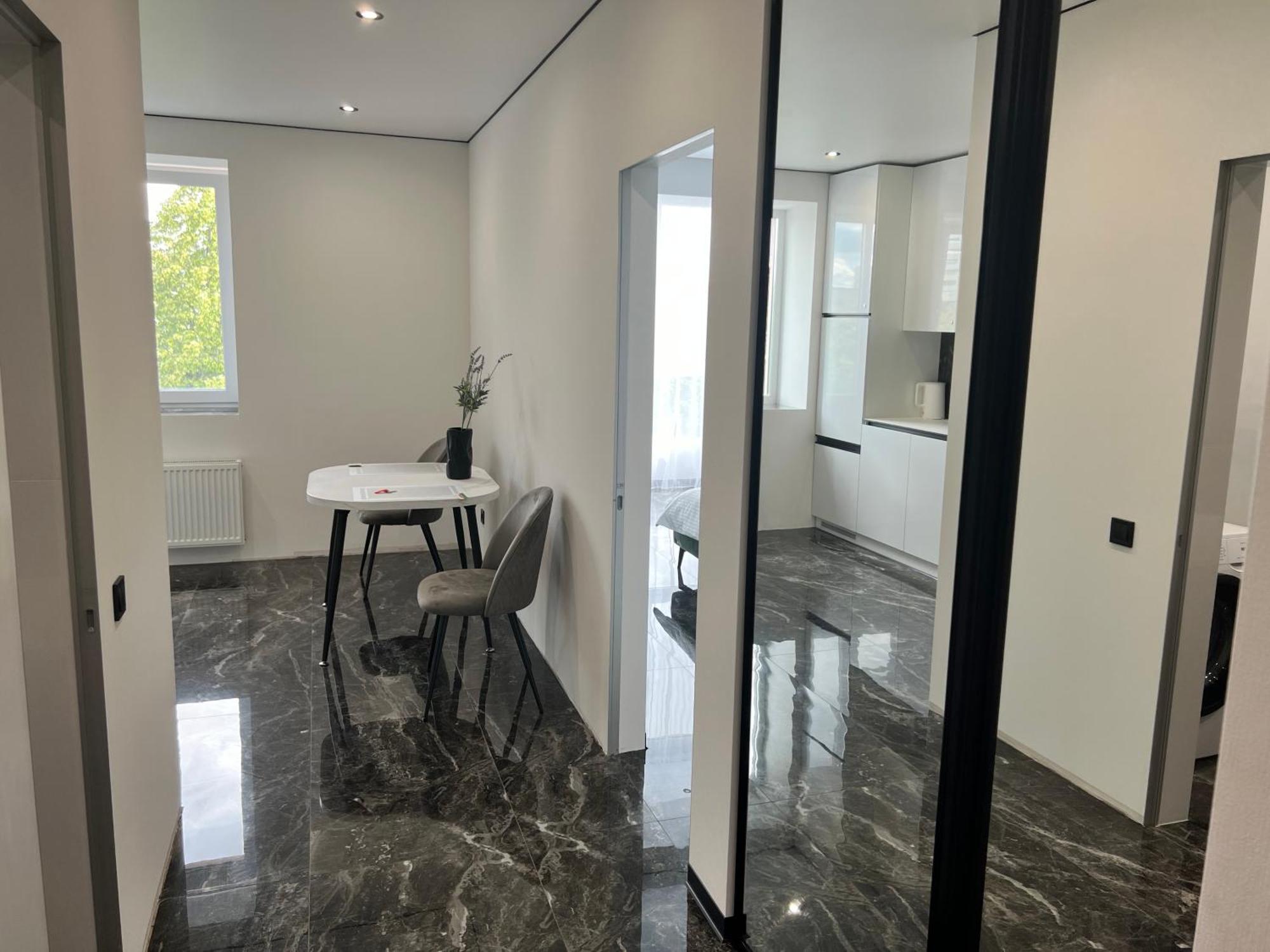 Люкс Апартаменти В Жкарена Та Жк Great House روفنو المظهر الخارجي الصورة